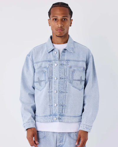 CHAQUETA DE MEZCLILLA DESGASTADA