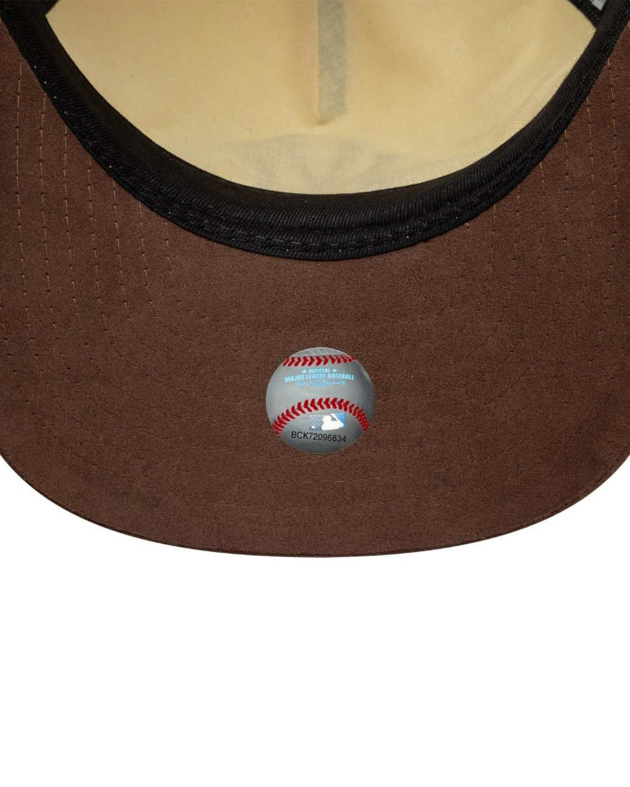 New era Gorra MLB Suede Visor New York Yankees 9FIFTY Snapback A-Frame Beige