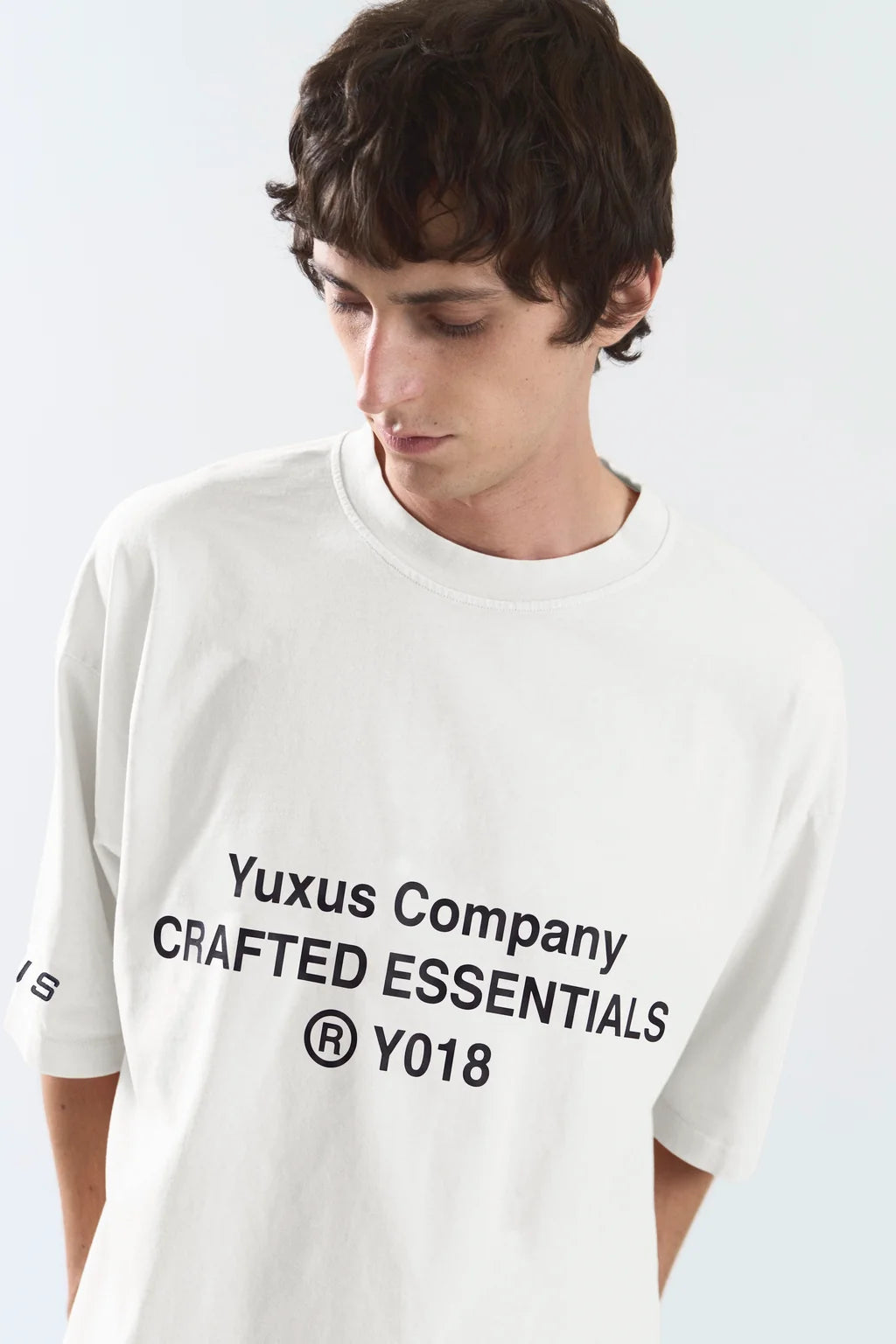 Yuxus BASIC TEE OFF WHITE