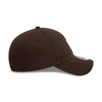 New era New York Yankees League Essential Dark Brown 9FORTY Adjustable Cap