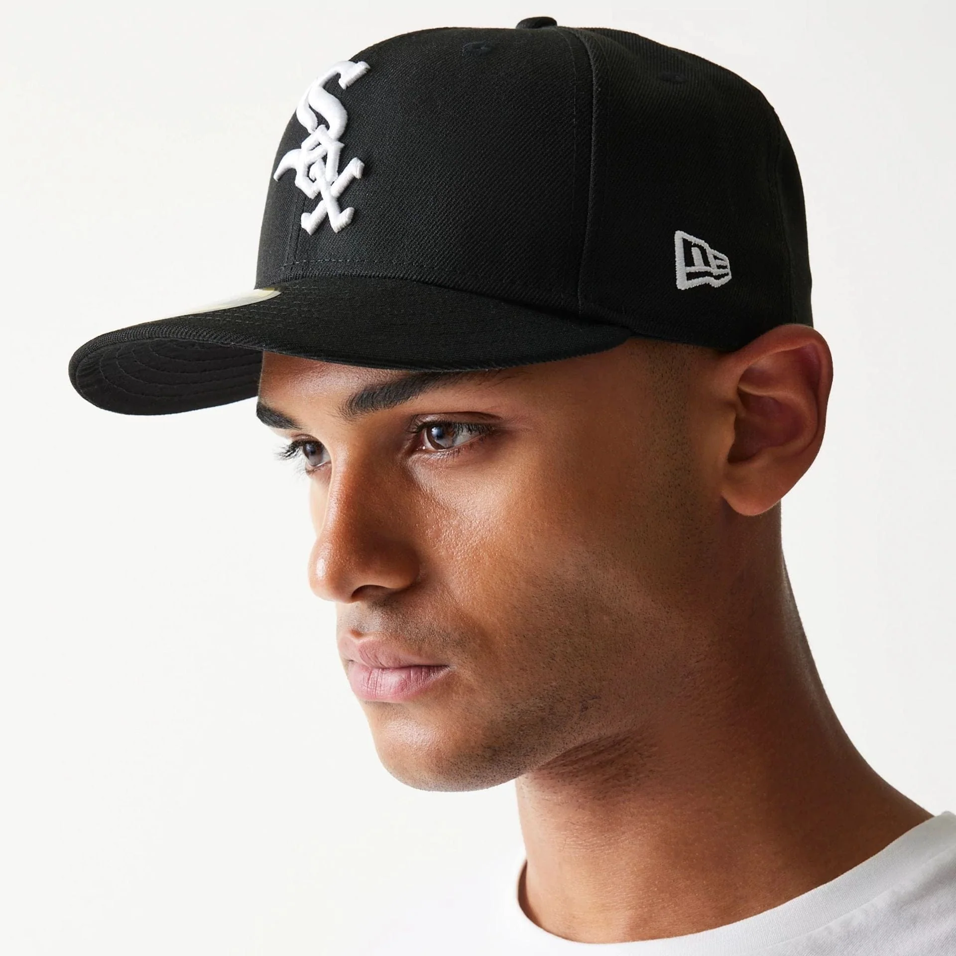 Gorra ajustada 59FIFTY negra oficial de los Chicago White Sox